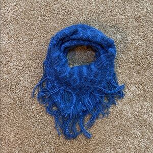 Elegant Blue Knitted Scarf